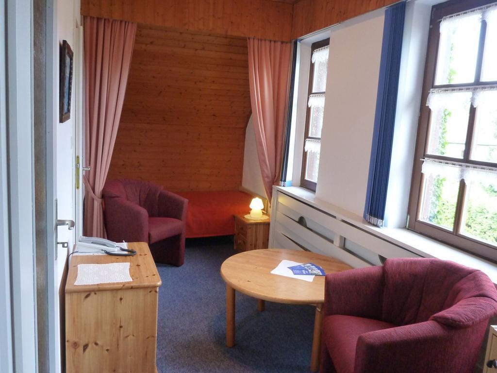 Hotel-Pension Stoeber Jever Quarto foto